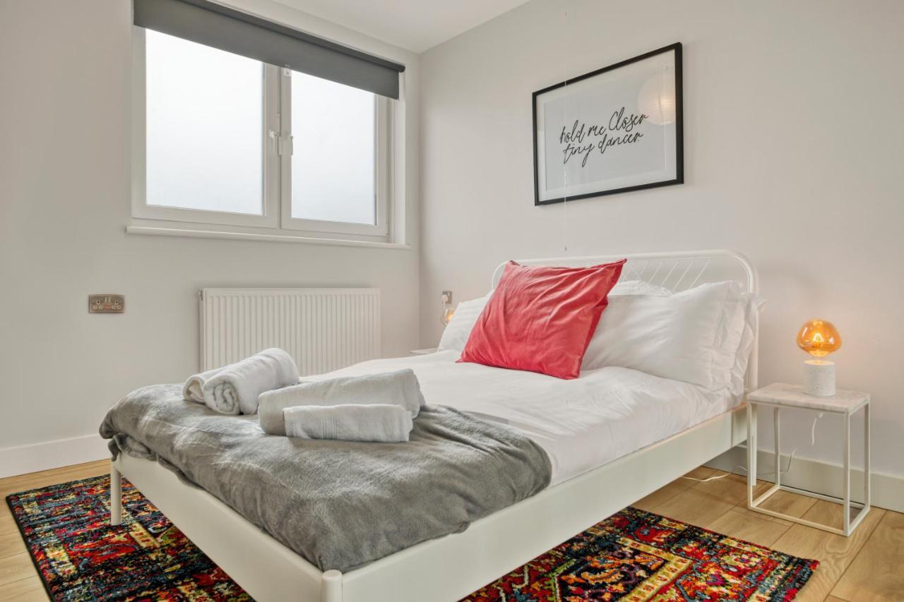 Homely 1Bed Apartment Vauxhall Londýn Exteriér fotografie